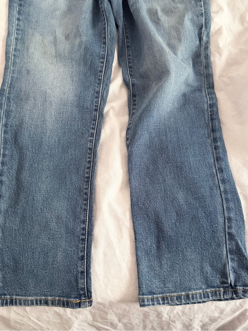 Universal Thread Women’s Denim Overalls - Picture 4 of 10